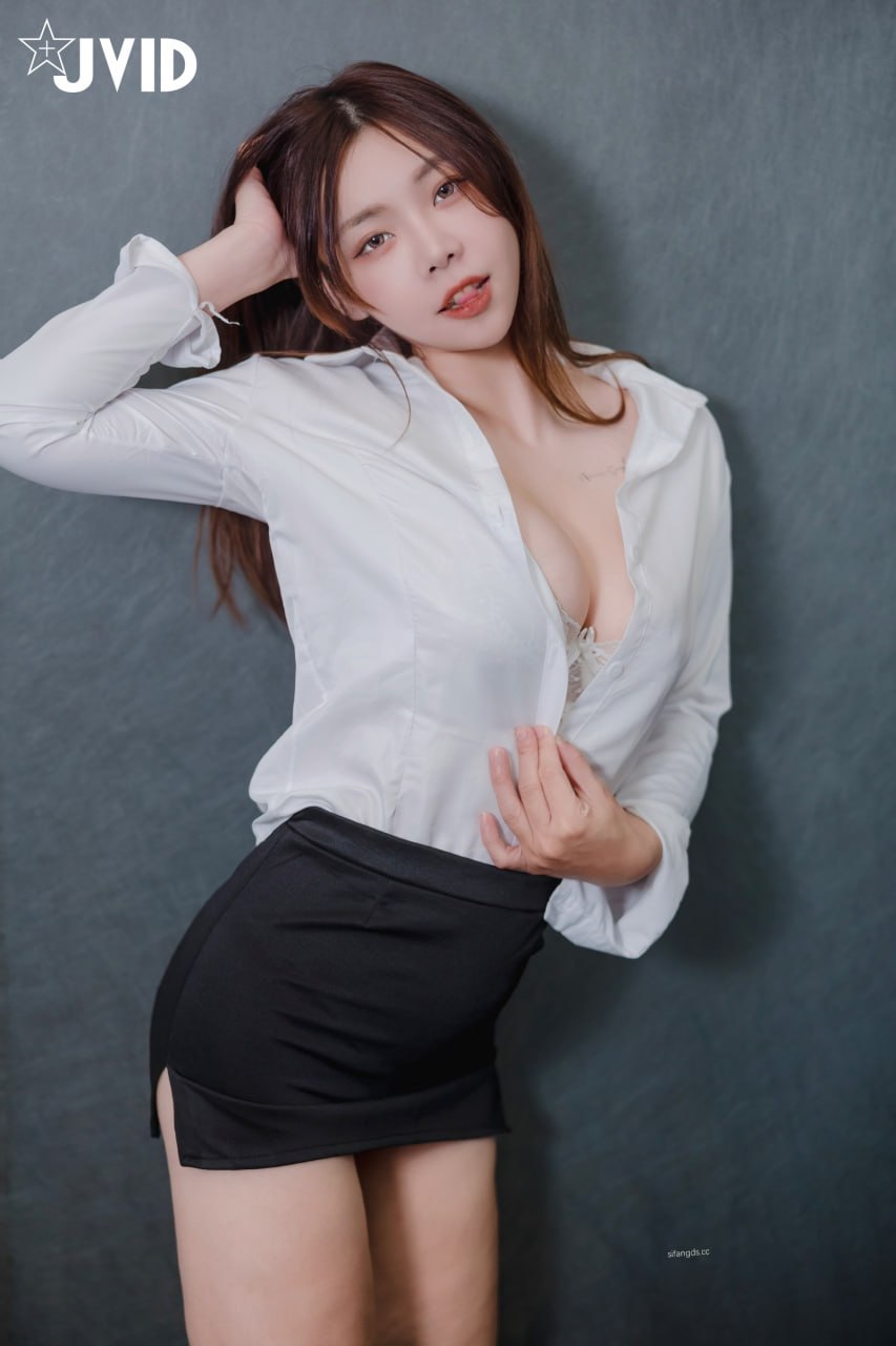 婕咪+啤儿 秘书姐妹花 6