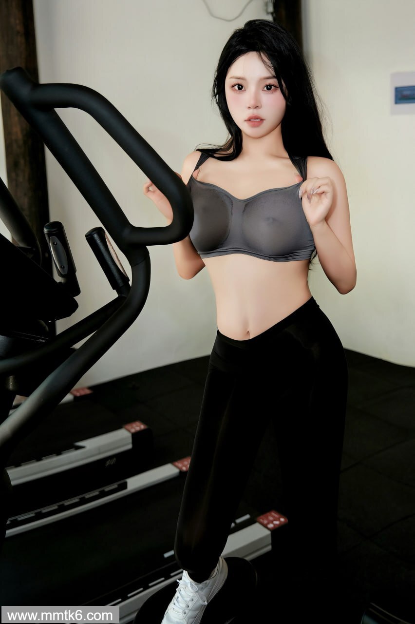 高颜值性感美女 健身房 2