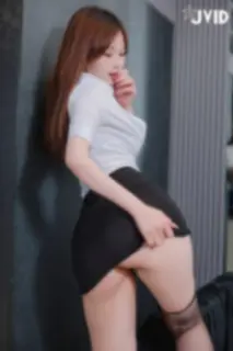 婕咪+啤儿 秘书姐妹花 5