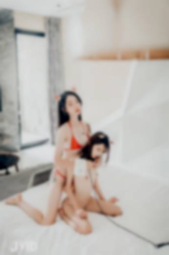 飘飘 妍妍 双飞 圣诞制服 5